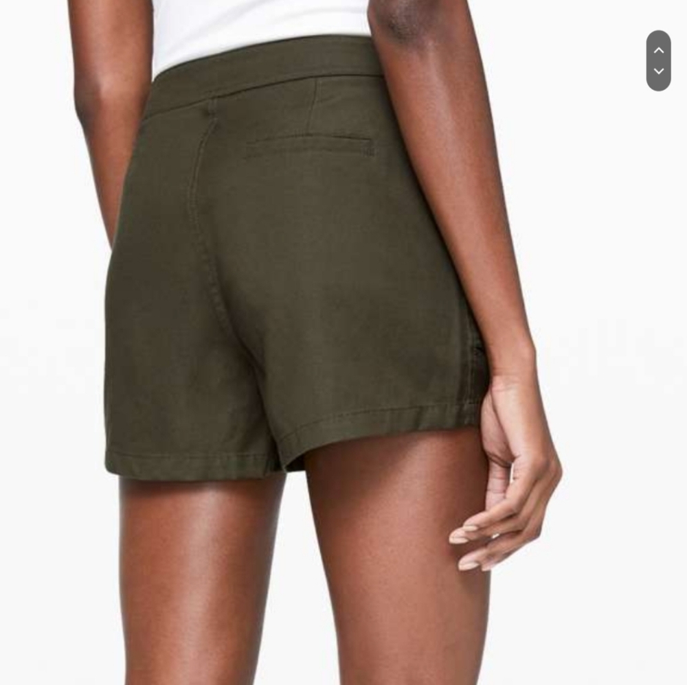 Lululemon This Instant Short Dark Olive 6 Excellent